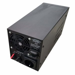 UPS 700W WESTECH